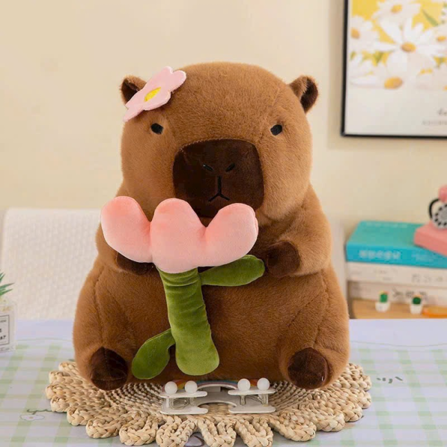 Capybara Ôm Hoa 35cm